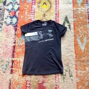 Girls under armor athletic shirt